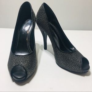 Gianni Bini Metallic Silver and Black Heels Size 8